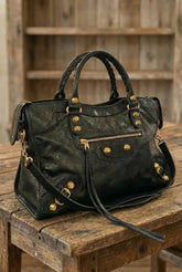 Bolsa SPALLA (inspiração Balenciagga) em couro legítimo
