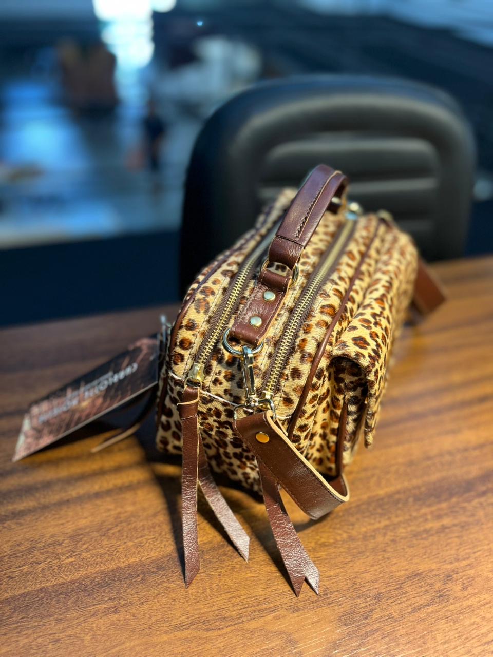 Bolsa MÔNACO em couro legítimo