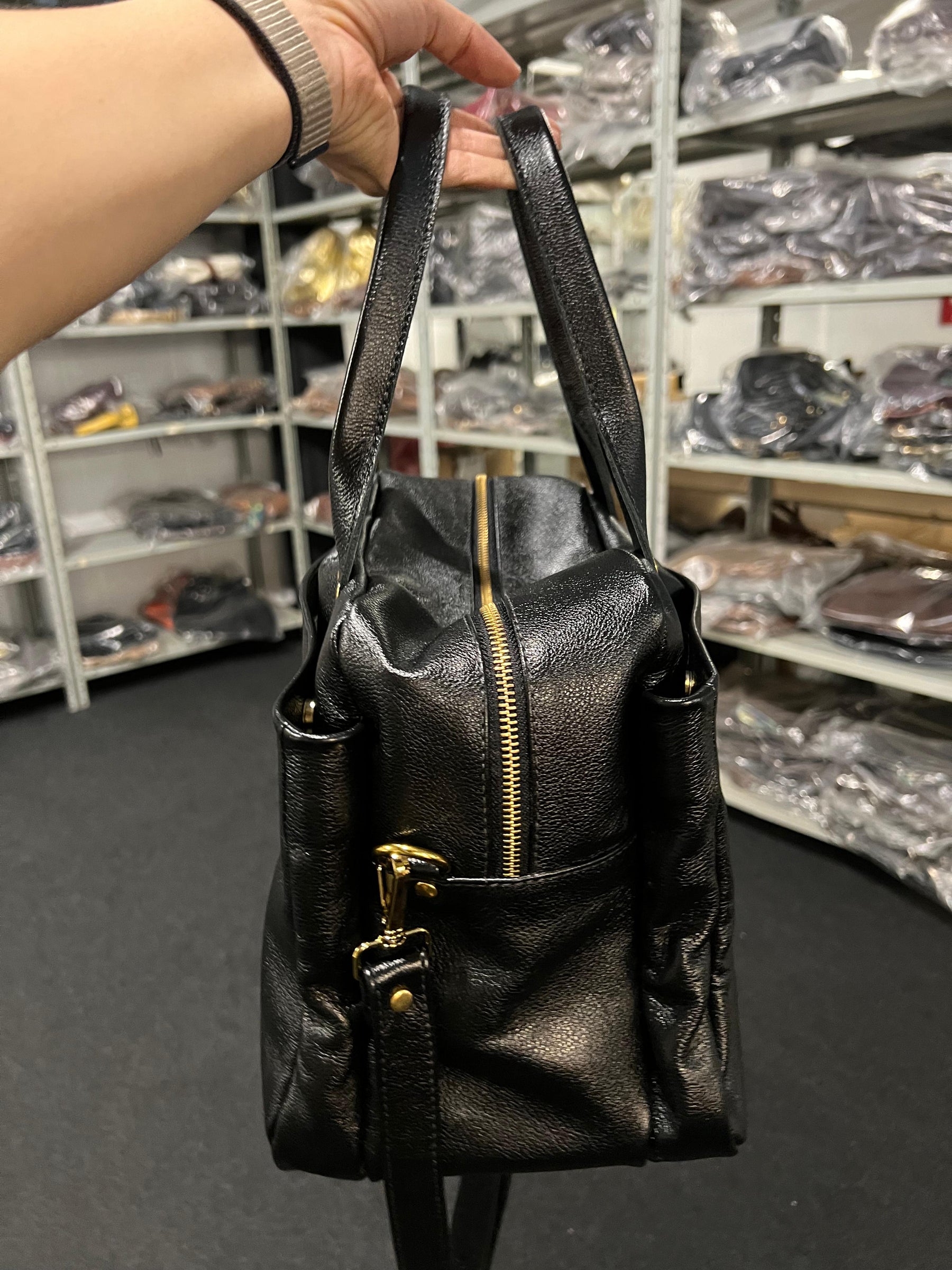 Bolsa BUENOS AIRES em couro legítimo