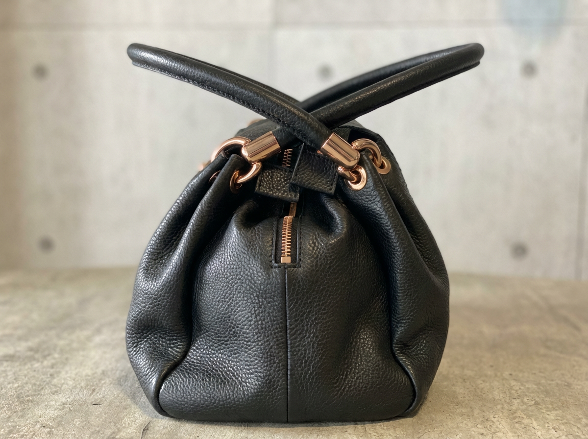 Bolsa VIENA em couro legítimo
