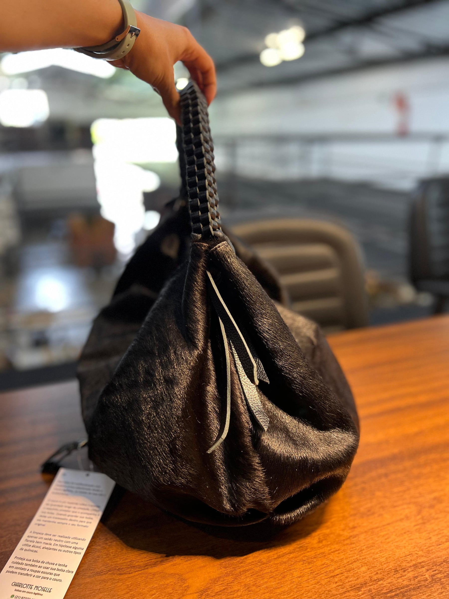 Bolsa MORGANA em couro legítimo