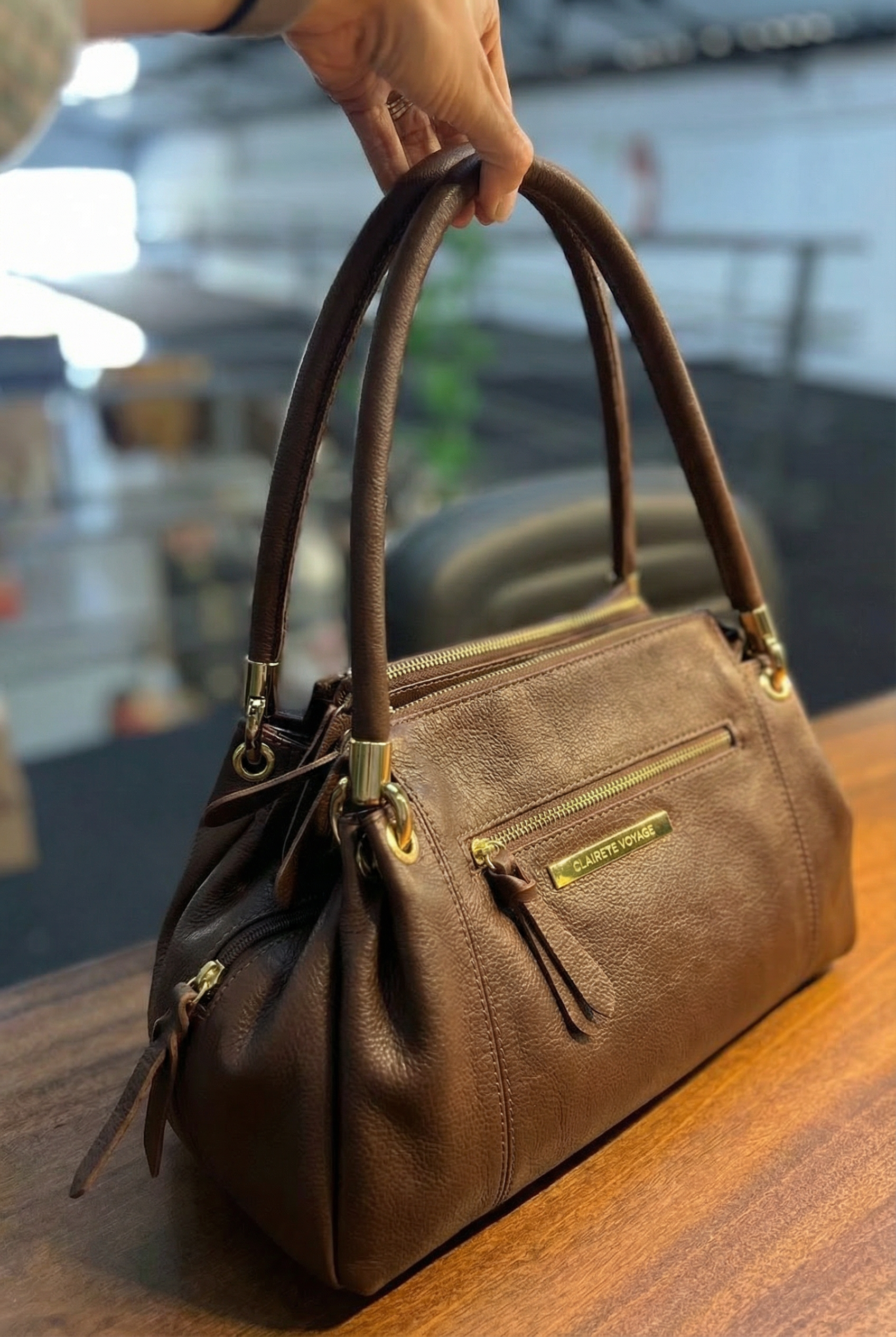 Bolsa VIENA em couro legítimo