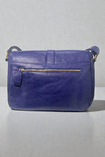 Carregar imagem no visualizador da galeria, Bolsa KASTELLET em couro legítimo
