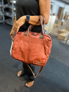 Bolsa BUENOS AIRES em couro legítimo