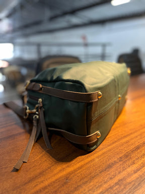 Bolsa NORUEGA em couro Legítimo