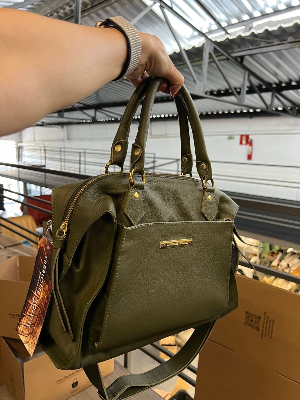 Bolsa LONDRES em couro legítimo