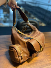Carregar imagem no visualizador da galeria, Lançamento! Bolsa HAVANA em couro legítimo

