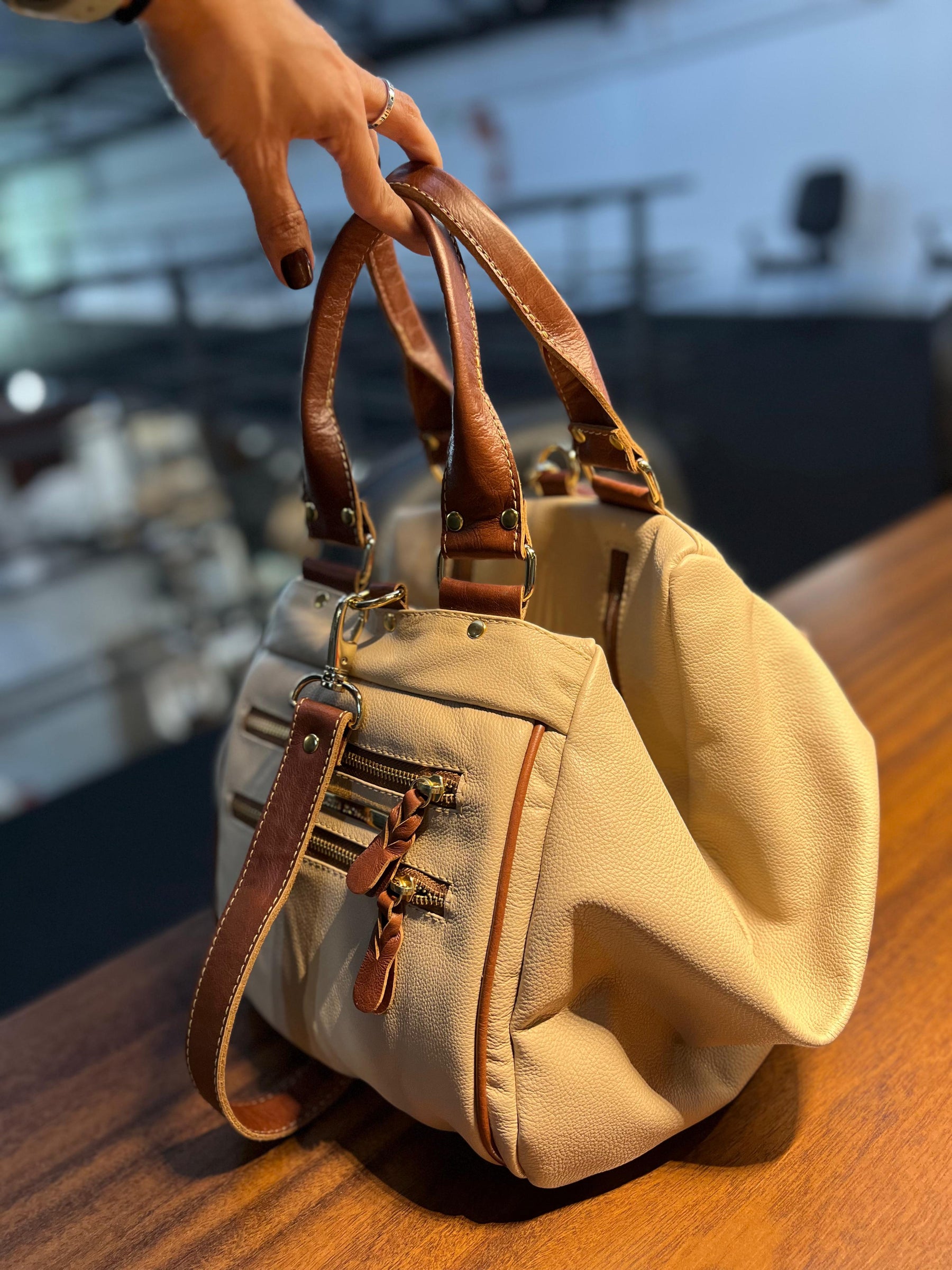 Bolsa NOVA YORK em couro legítimo
