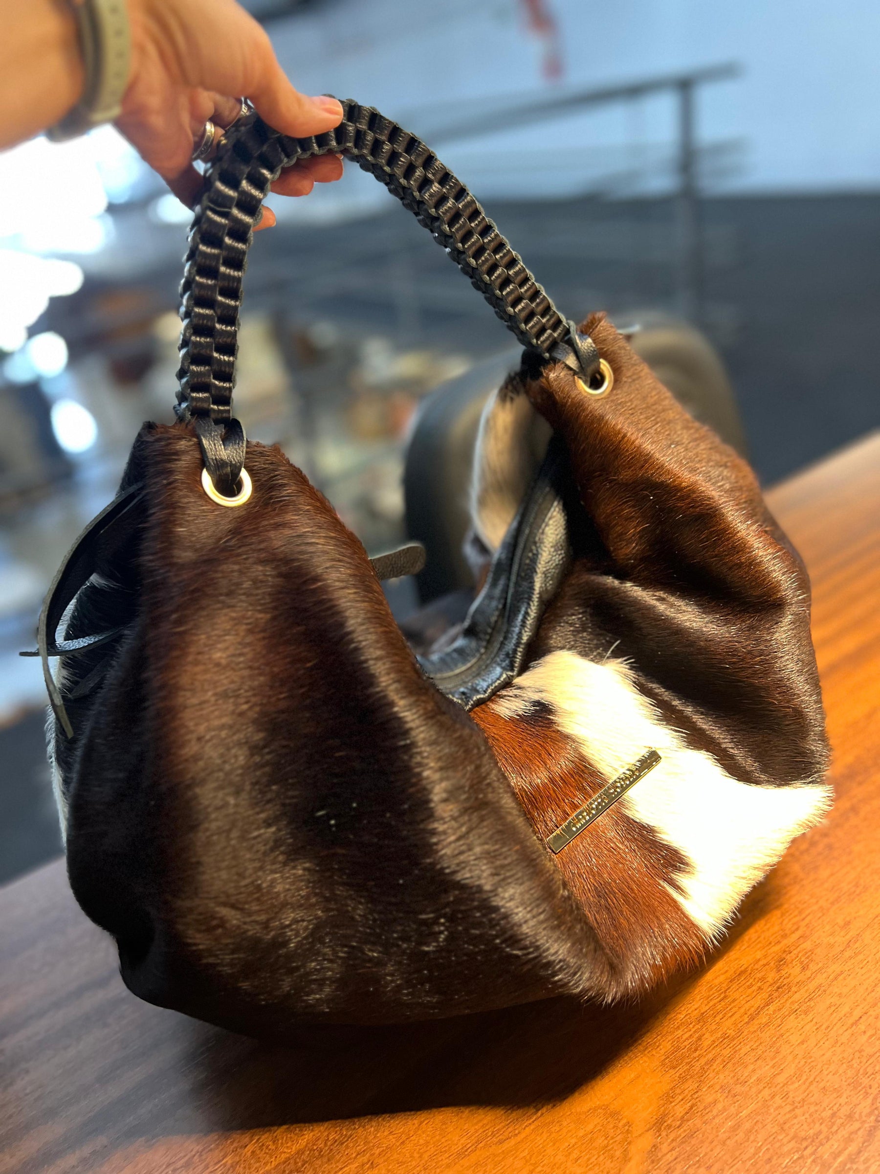 Bolsa MORGANA em couro legítimo