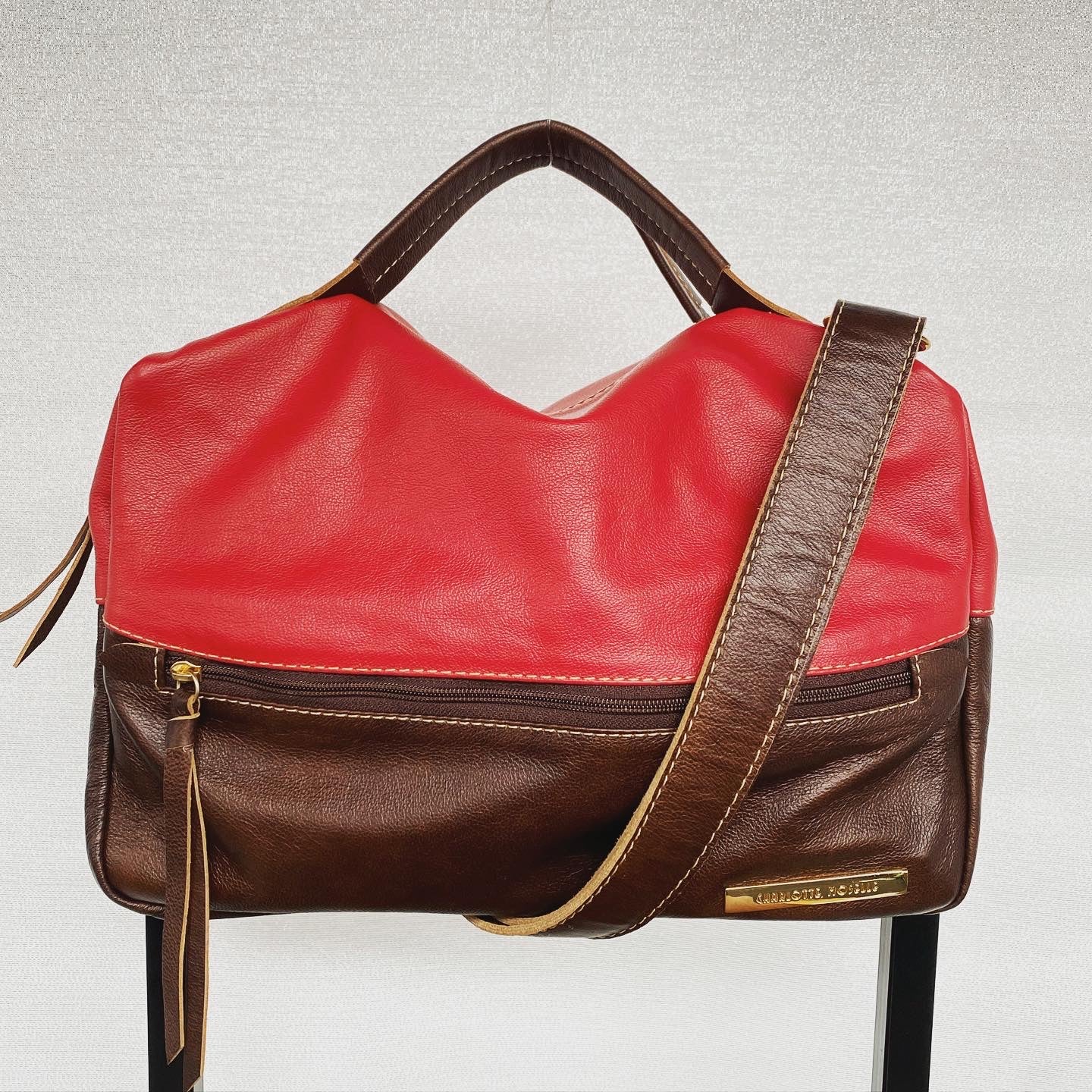 Bolsa SAVANA em couro legítimo de