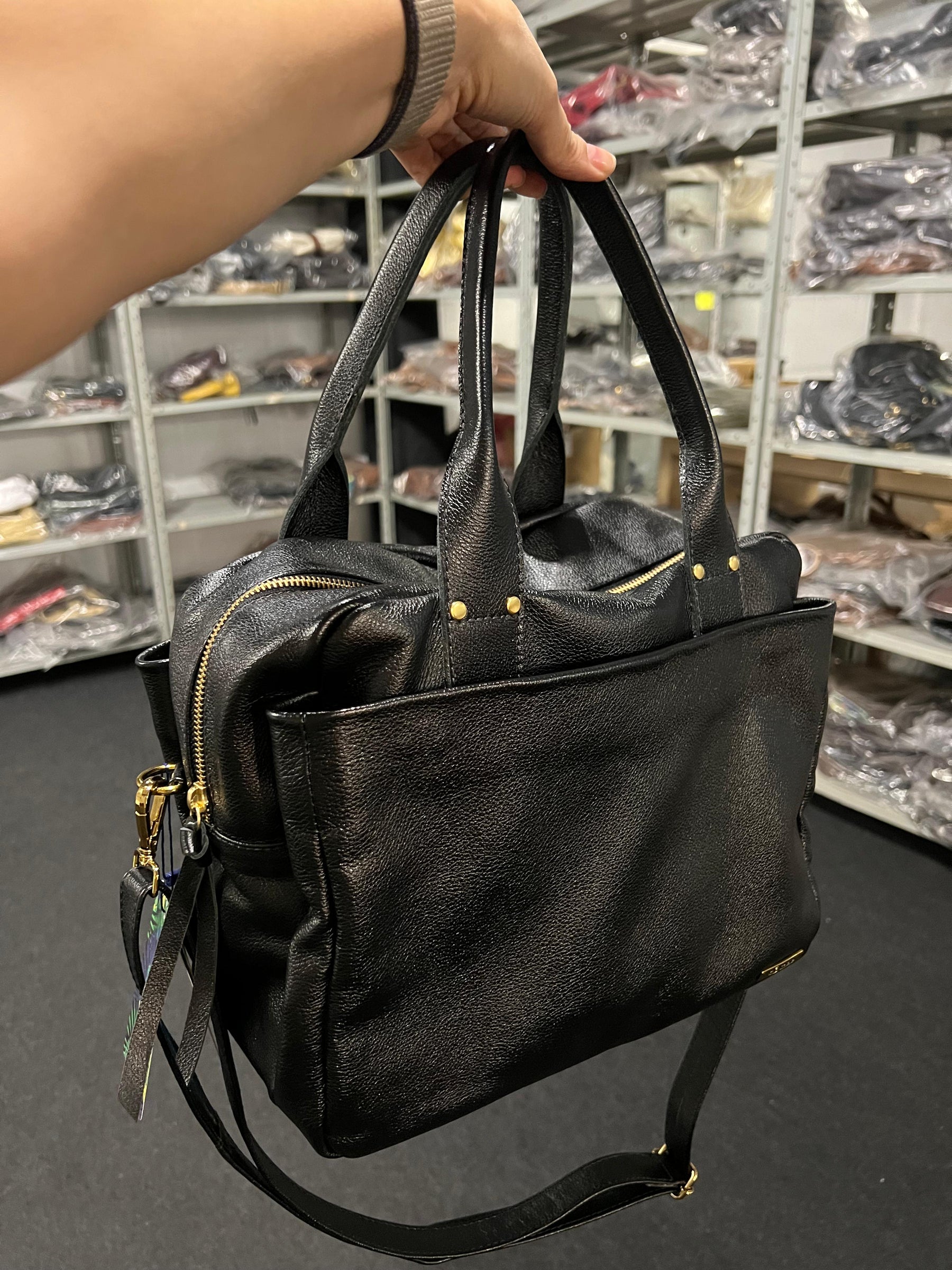 Bolsa BUENOS AIRES em couro legítimo