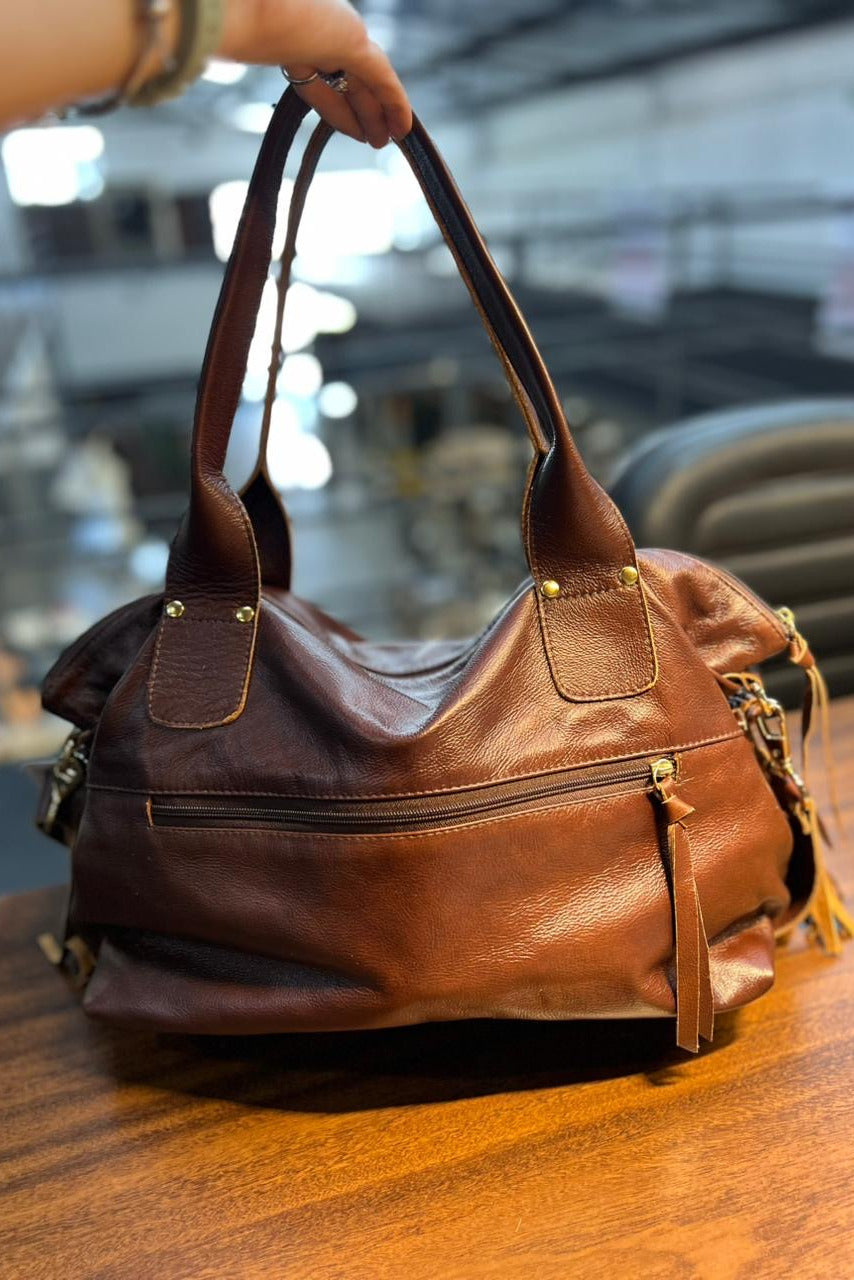 Bolsa IBIZA em couro legítimo