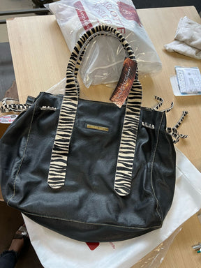 Bolsa SANTORINI em couro legítimo