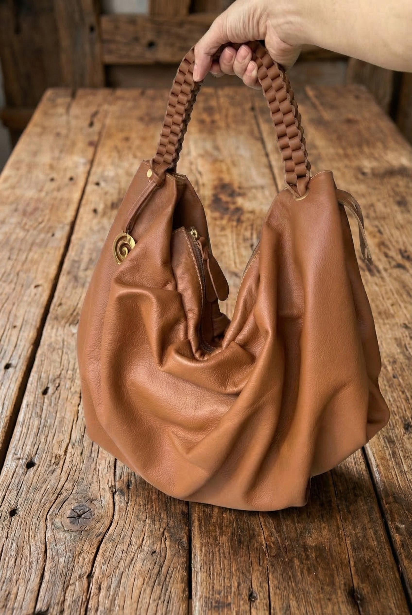 Bolsa MORGANA em couro legítimo