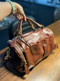 Bolsa DINAMARCA em couro legítimo