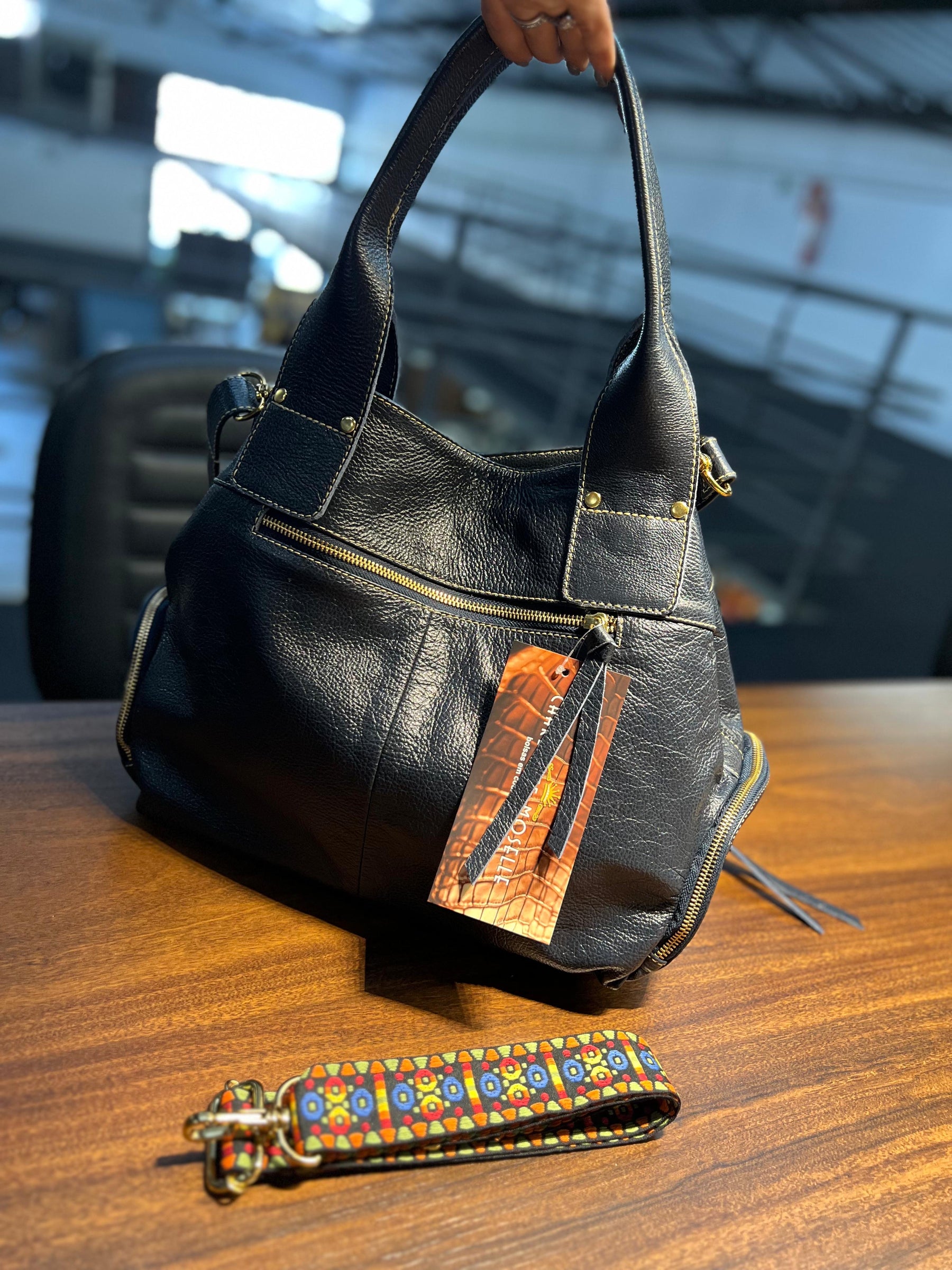 Bolsa MONTEVIDÉO em couro legítimo