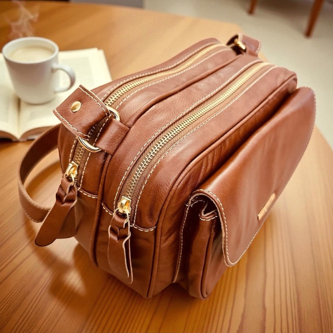 Bolsa GREGA em couro legítimo