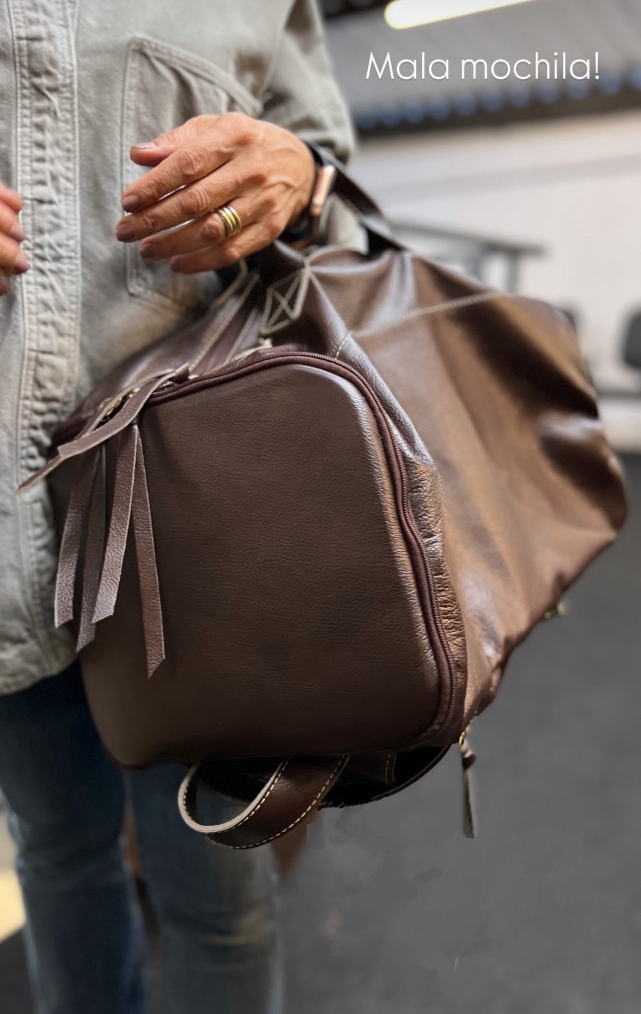 Mala/Mochila ATLAS em couro legítimo