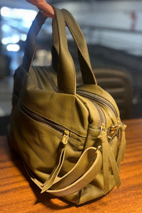 Bolsa COPENHAGEN em couro legítimo