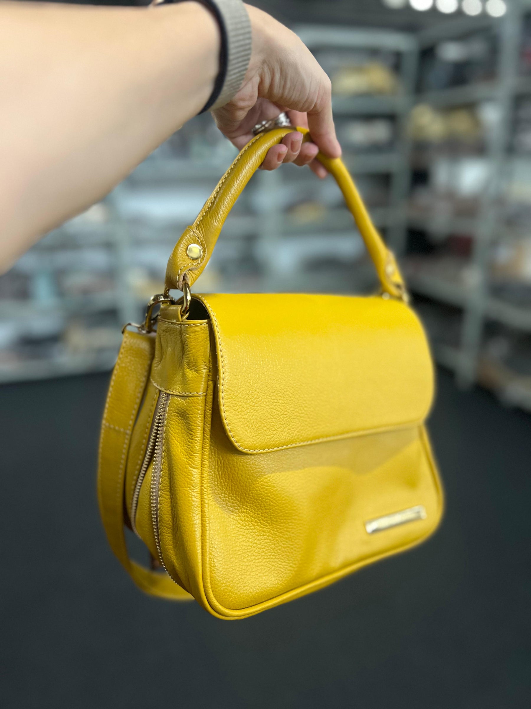 Bolsa INGLESA em couro legítimo
