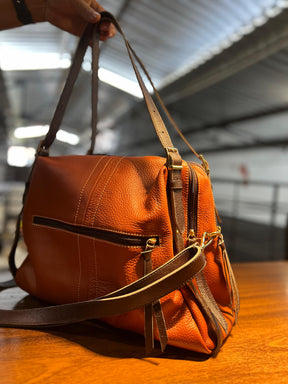 Bolsa NORUEGA em couro Legítimo