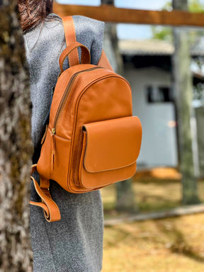 Mochila MONTREAL em couro legítimo