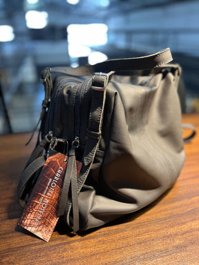 Bolsa NORUEGA em couro Legítimo