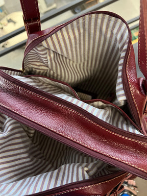 Bolsa NORUEGA em couro Legítimo