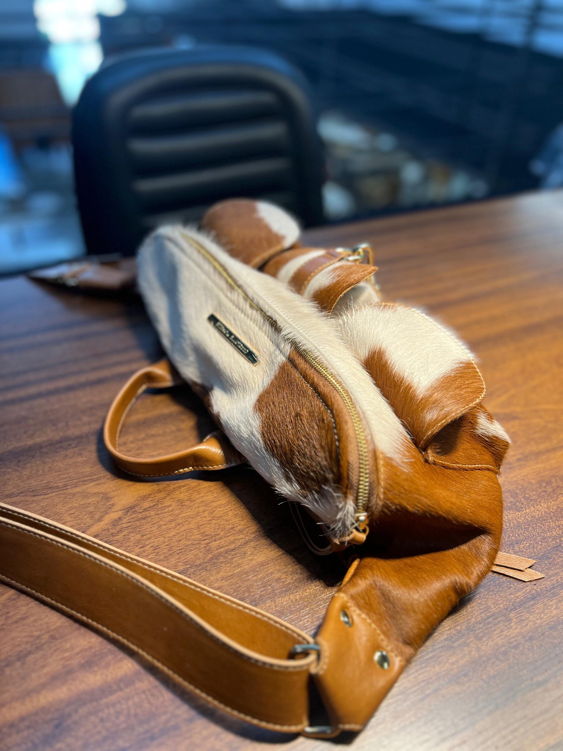 LANÇAMENTO! Bolsa MAX POCHETE ARPOADOR em couro legítimo