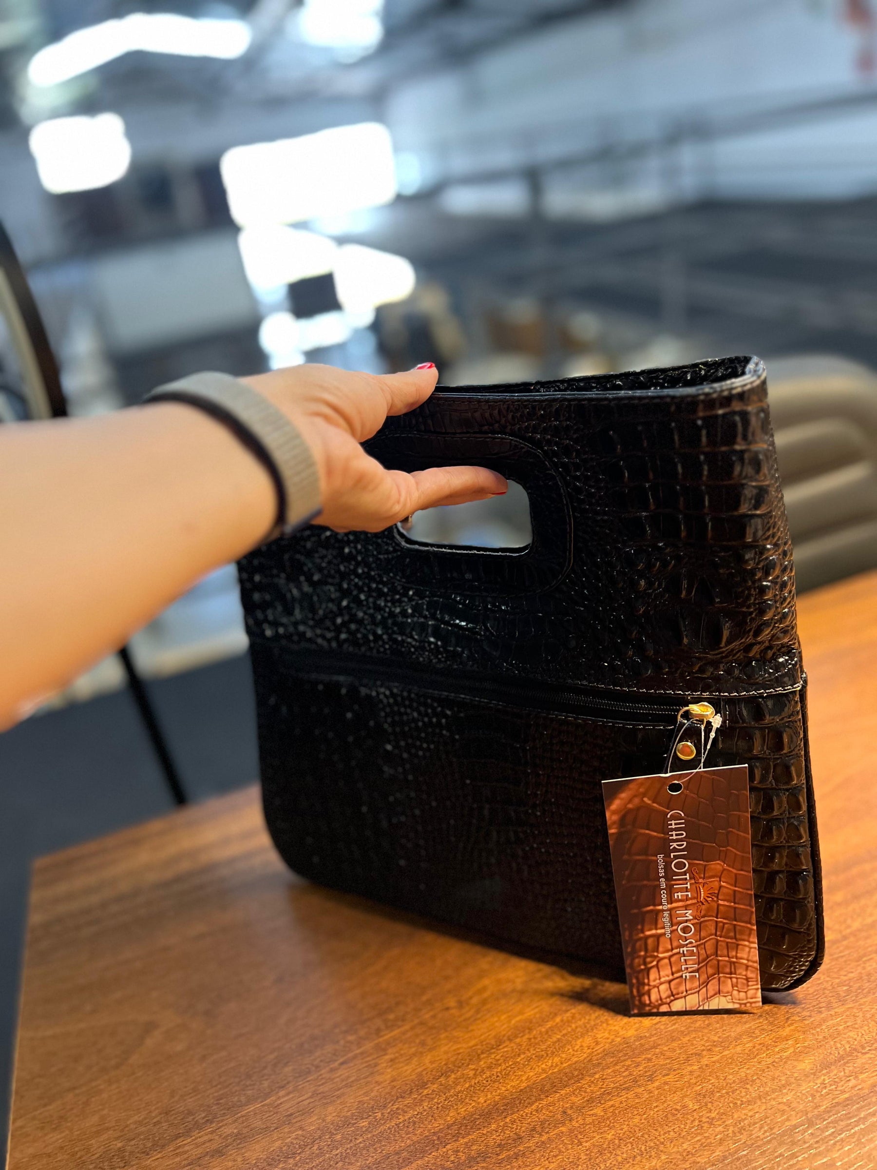Bolsa Clutch OXFORD em couro legítimo