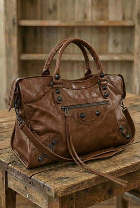 Bolsa SPALLA (inspiração Balenciagga) em couro legítimo