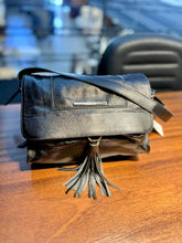 Carregar imagem no visualizador da galeria, LANÇAMENTO! Bolsa MARROCOS em couro legítimo
