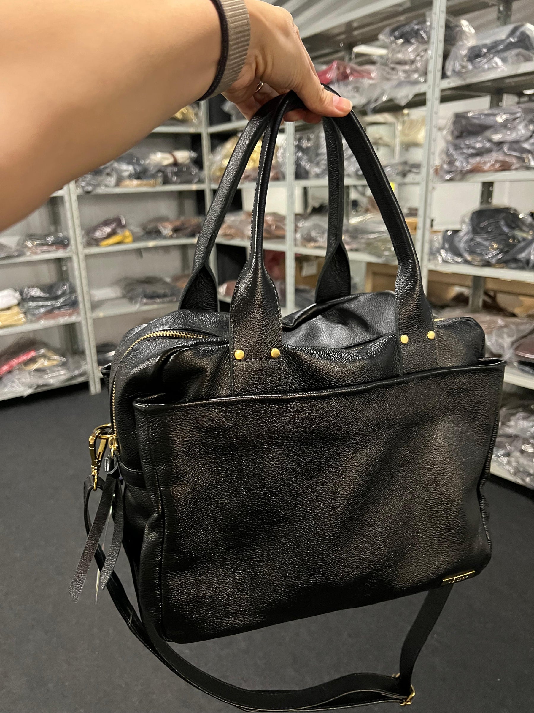 Bolsa BUENOS AIRES em couro legítimo
