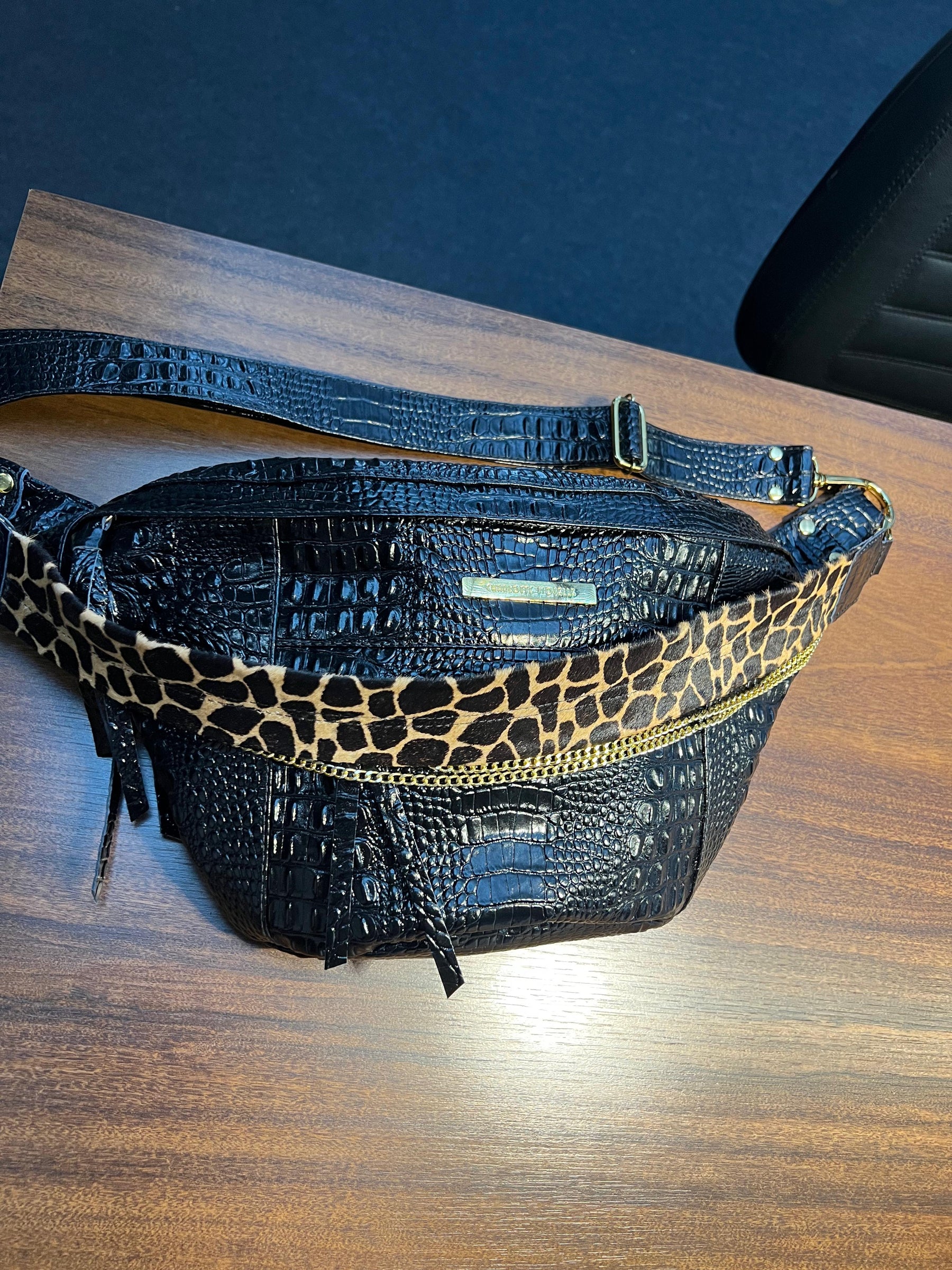 Bolsa IPANEMA em couro legítimo