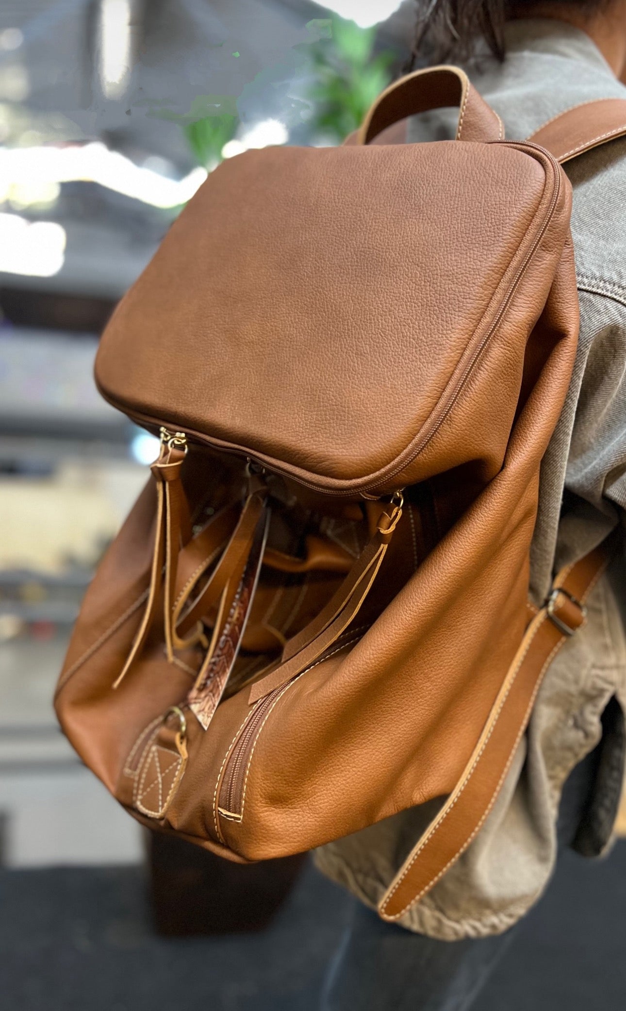 Mala/Mochila ATLAS em couro legítimo