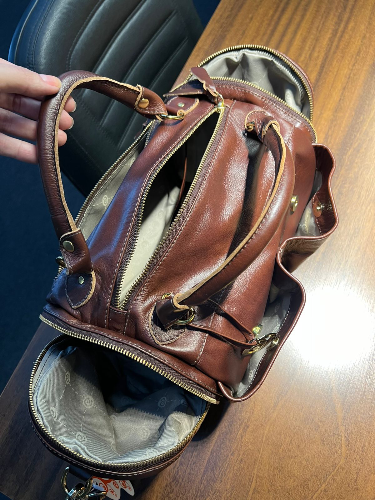 Bolsa DINAMARCA em couro legítimo