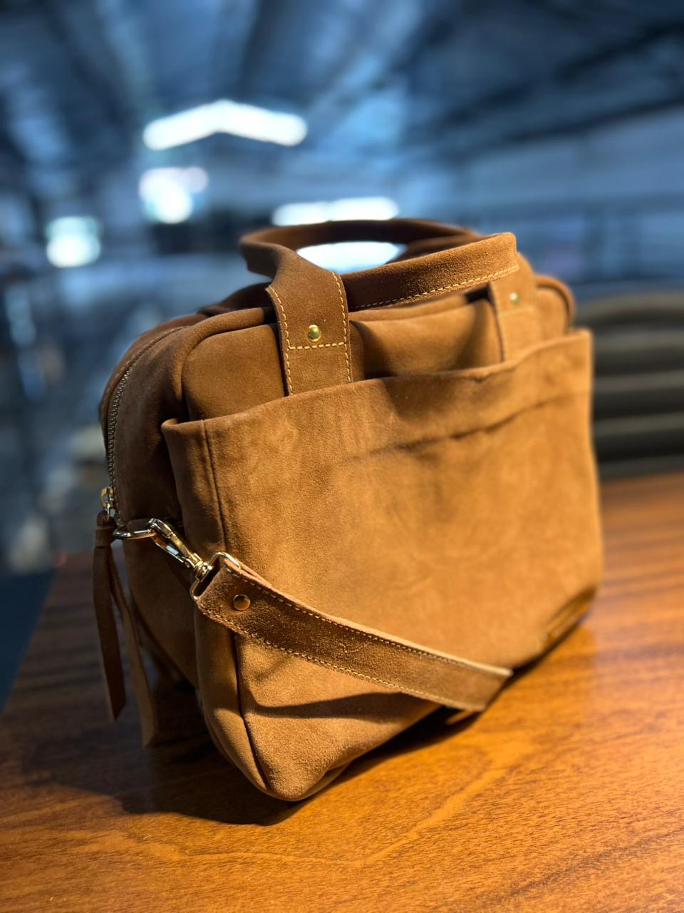 Bolsa BUENOS AIRES em couro legítimo