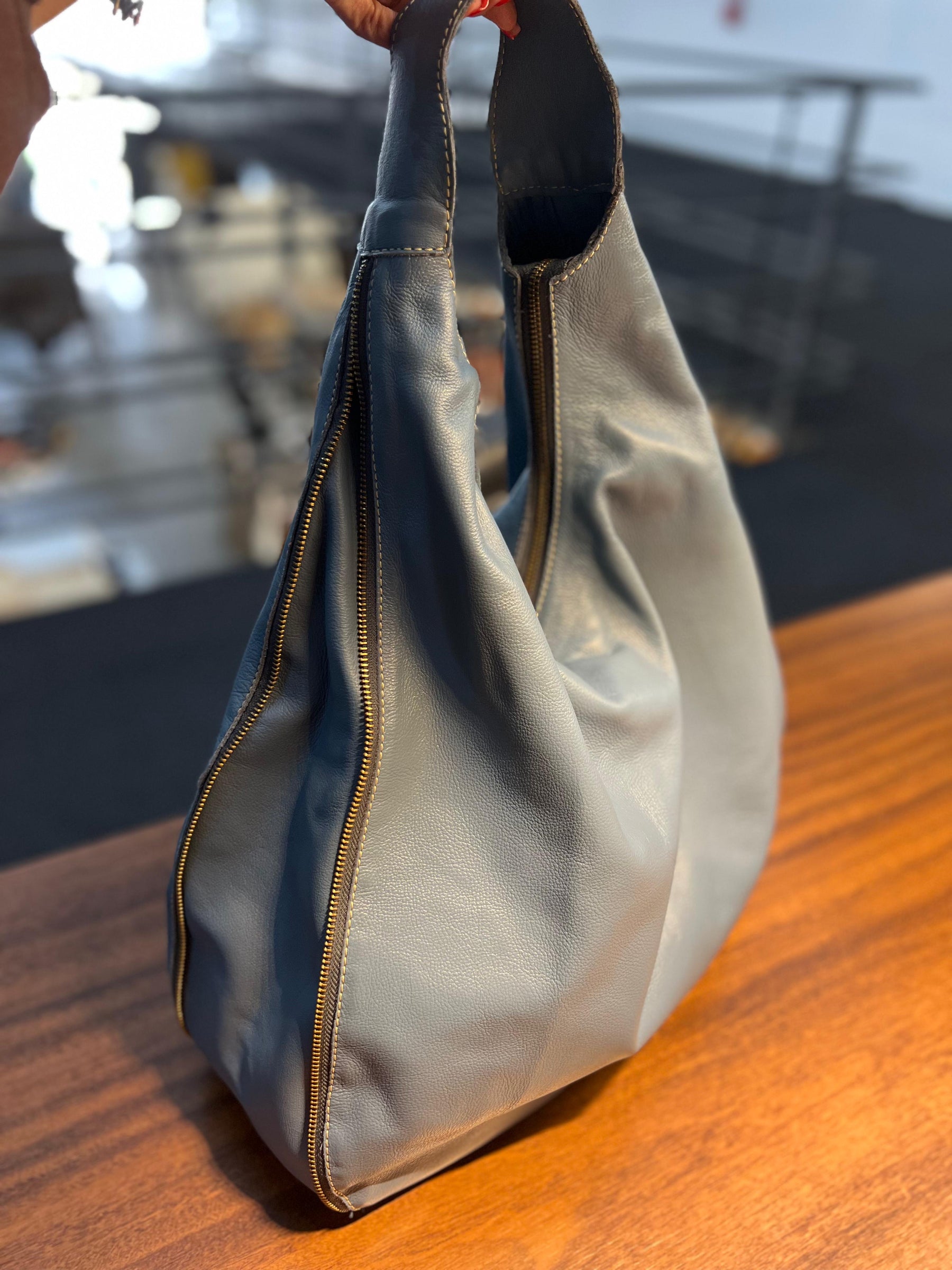 Bolsa BANGKOK em couro legítimo