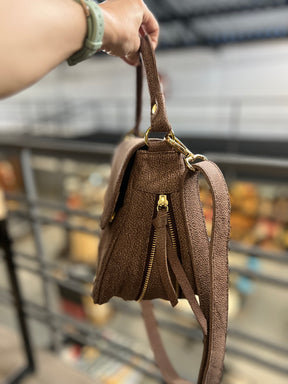 Bolsa INGLESA em couro legítimo