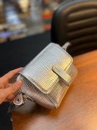 Bolsa HOLIDAY em couro legítimo