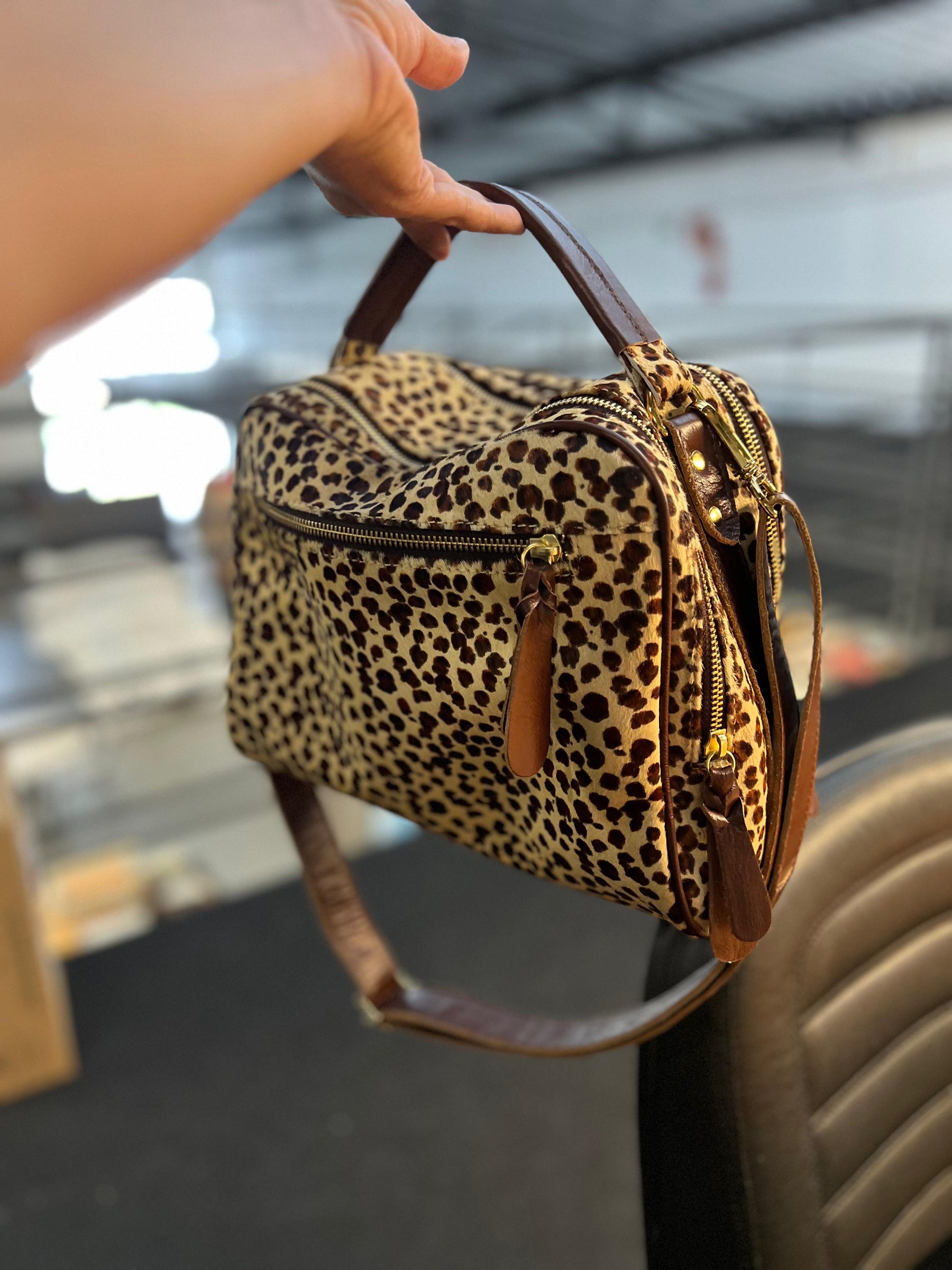 Bolsa NÁPOLI em couro legítimo