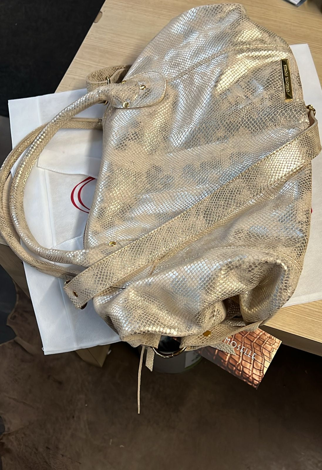 Bolsa ITÁLIA em couro legítimo