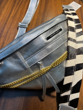 Bolsa IPANEMA em couro legítimo