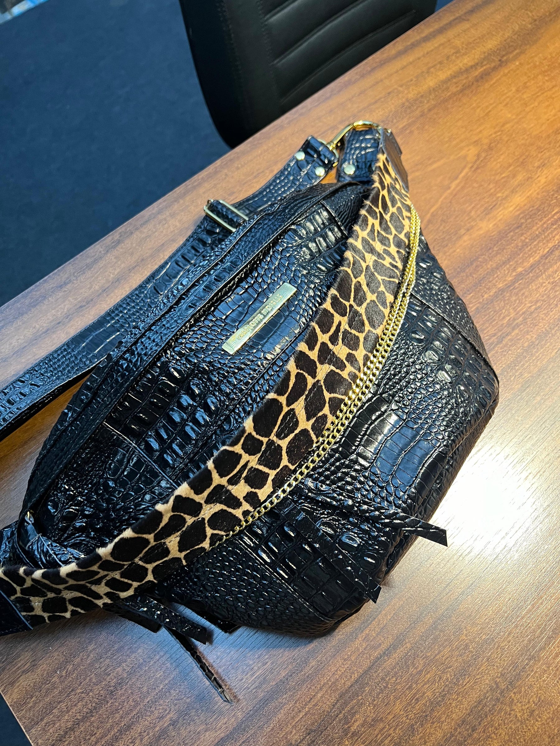 Bolsa IPANEMA em couro legítimo