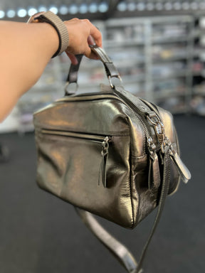 Bolsa SUÍÇA em couro legítimo