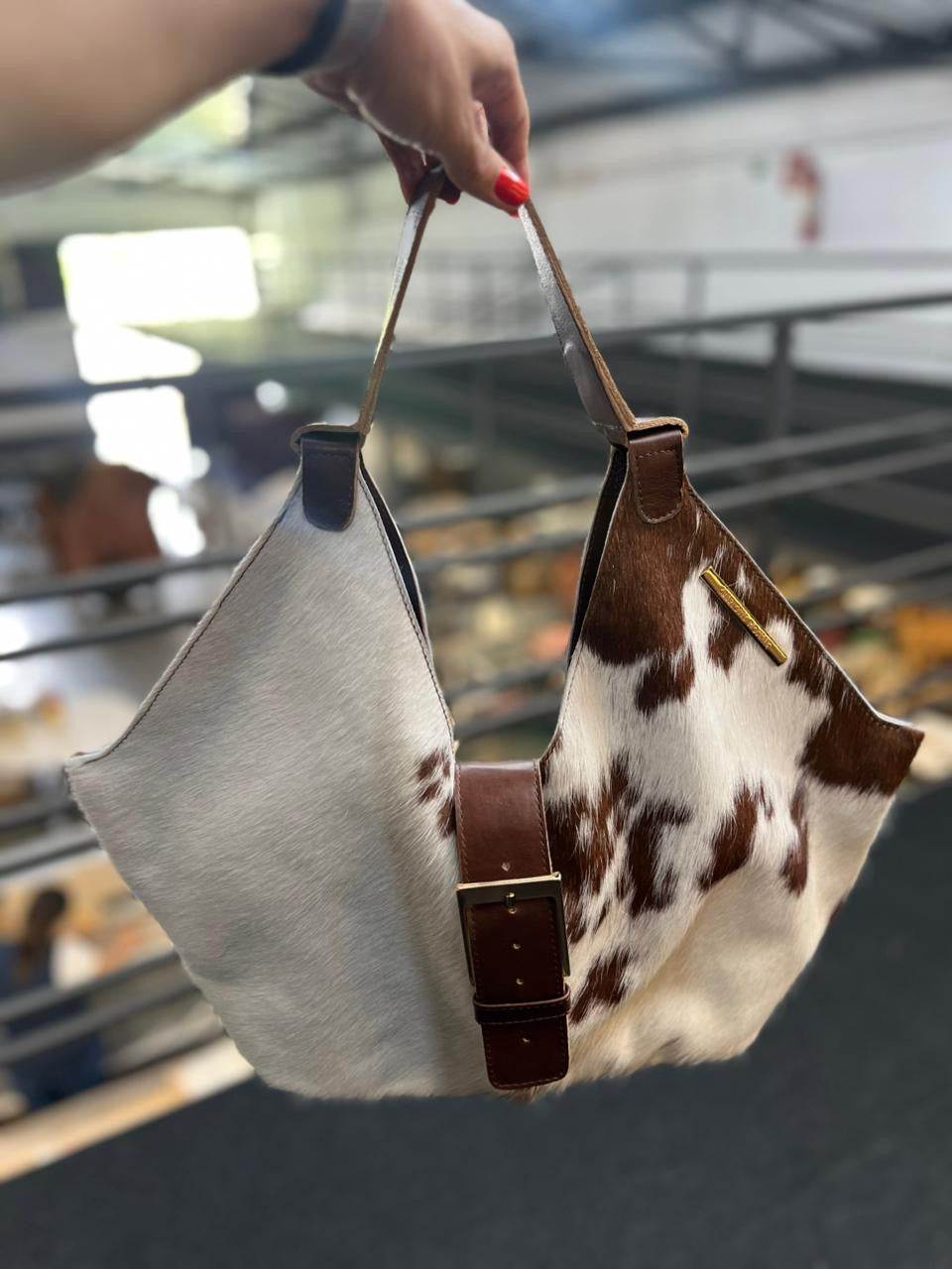 Lançamento! Bolsa CAPRI em couro legítimo