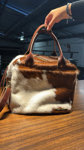 Bolsa BUENOS AIRES em couro legítimo