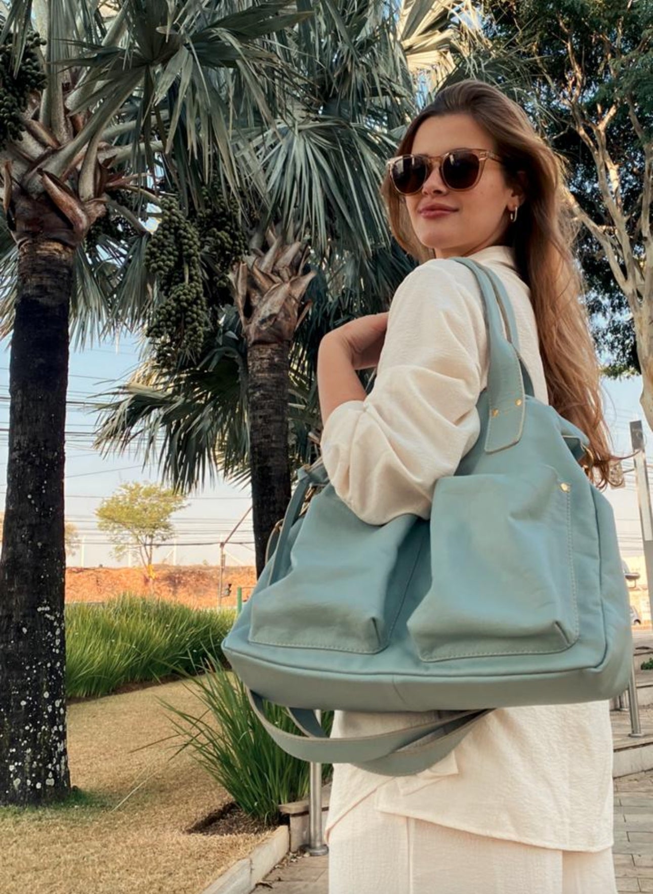 Bolsa VALÊNCIA  em couro legítimo