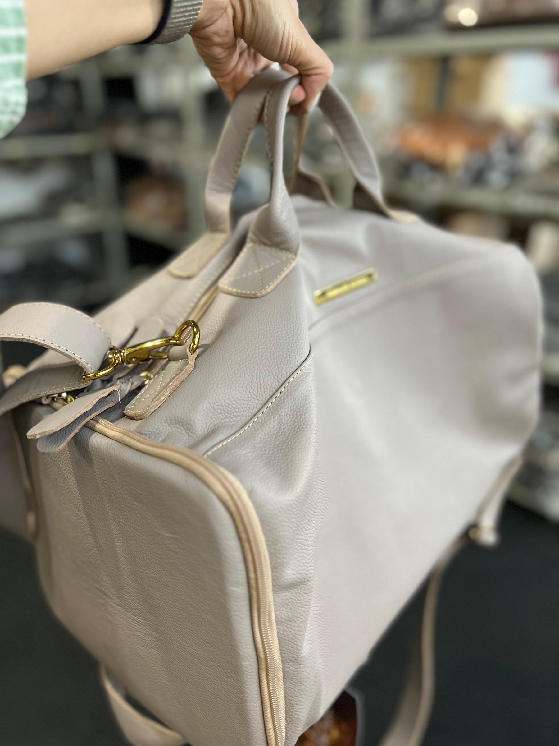 Mala/Mochila ATLAS em couro legítimo