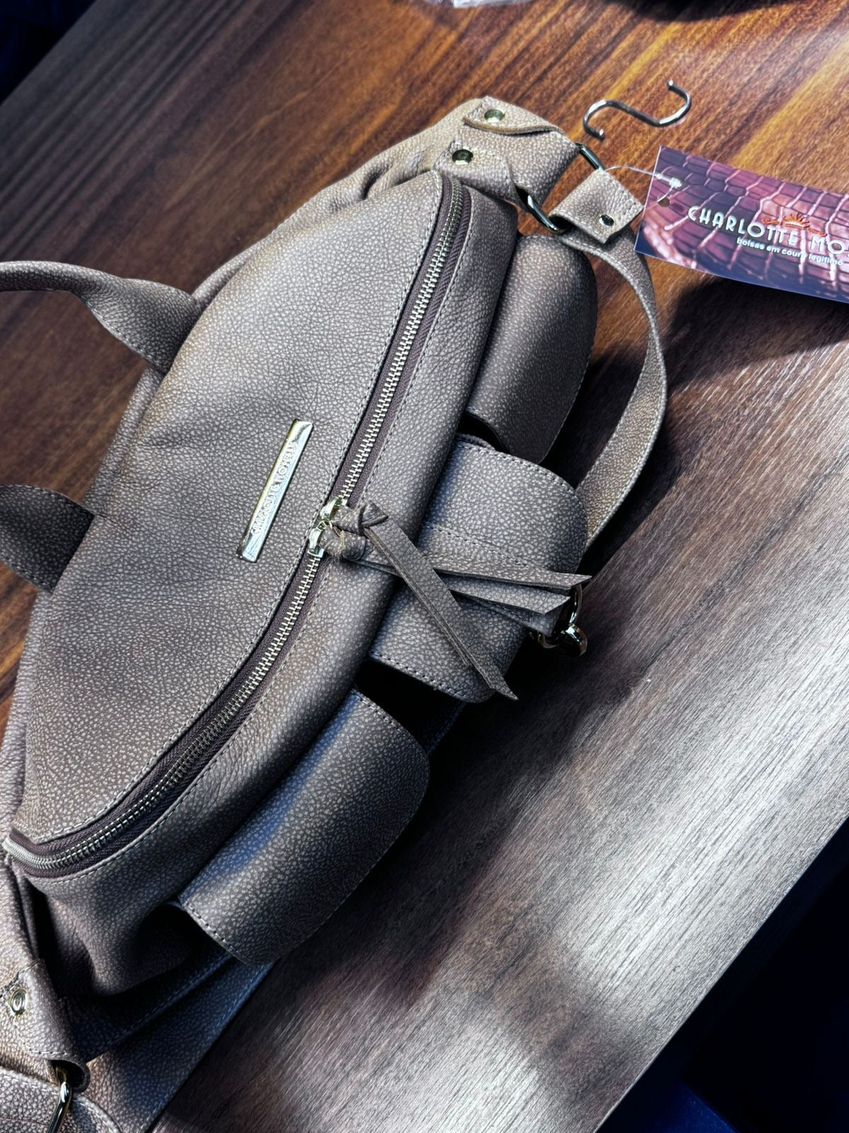 LANÇAMENTO! Bolsa MAX POCHETE ARPOADOR em couro legítimo